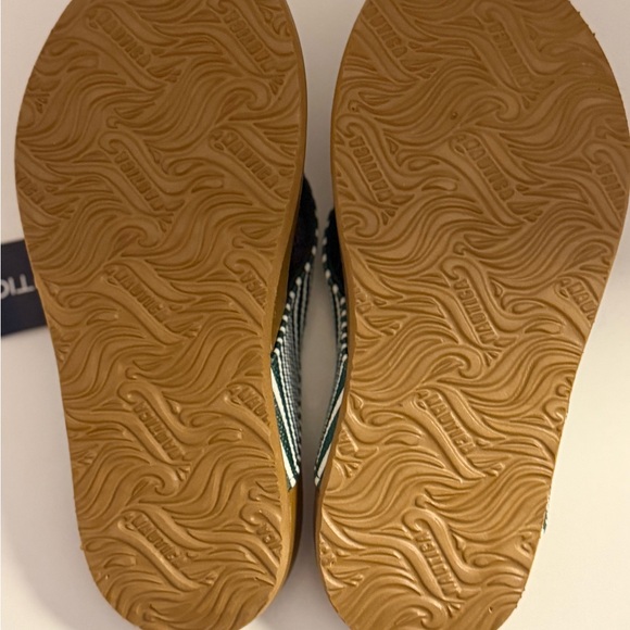 Nautica Green and White Striped Thong Sandals Women’s Size 5 - Picture 5 of 5